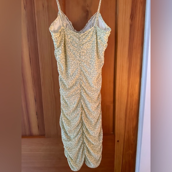 H&M Ruched Dress - Picture 2 of 6